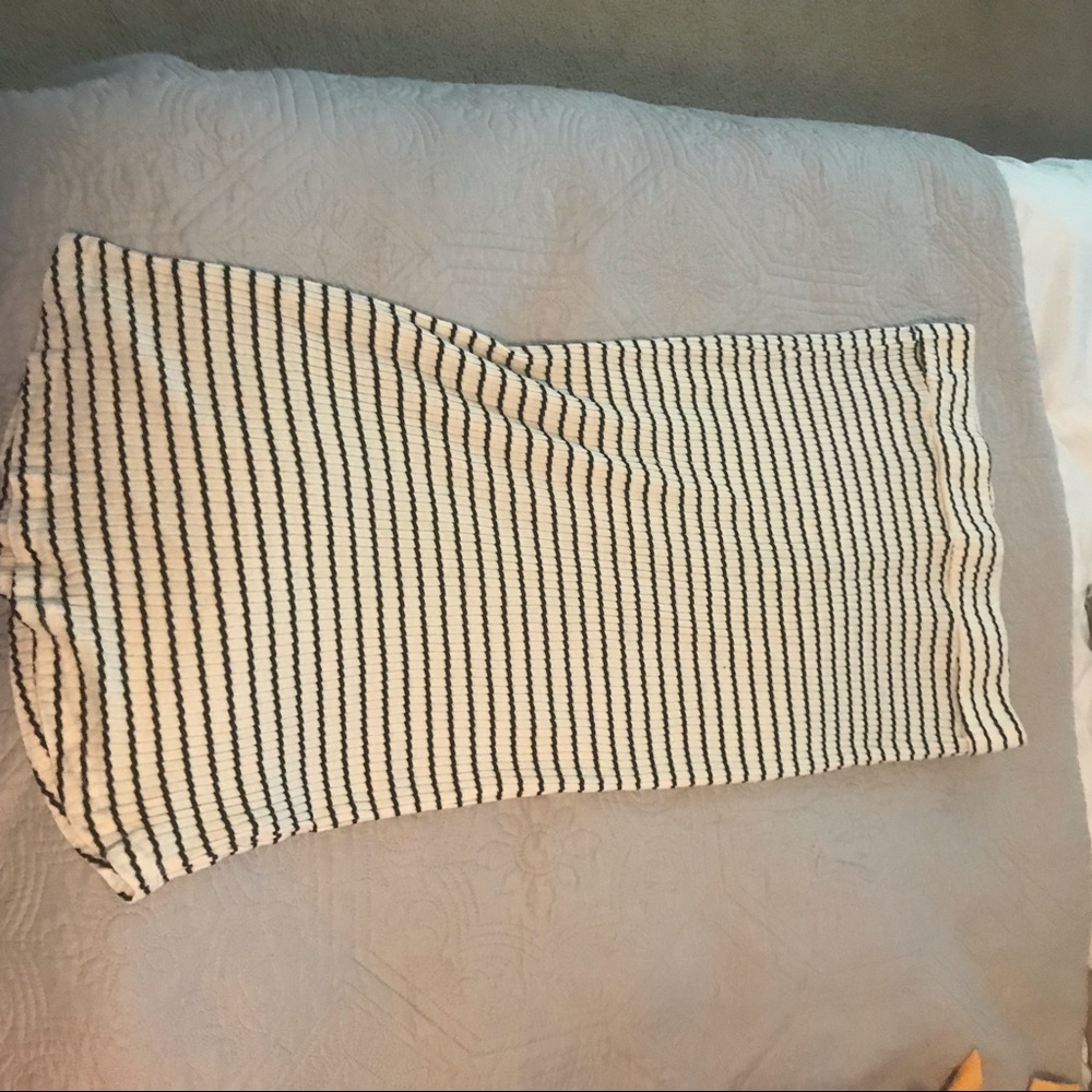 Black and white stripped Monroe skirt